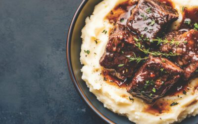 Red Wine–Braised Short Ribs with Creamy Garlic Mashed Potatoes